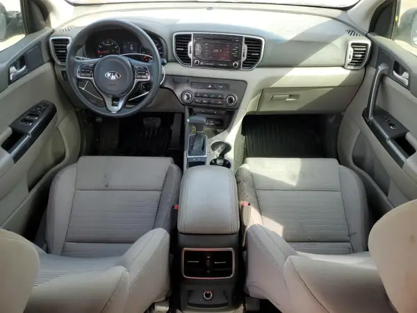 KNDPM3AC4H7071895 2017 KIA SPORTAGE - Image 8