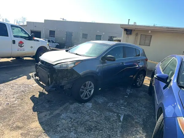KNDPM3AC4H7081293 2017 KIA SPORTAGE - Image 2