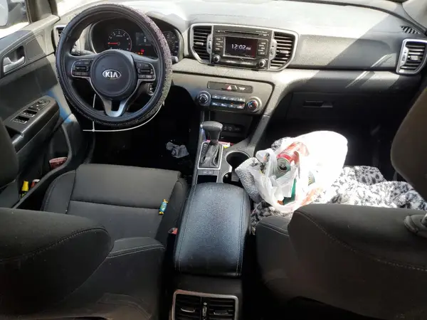 KNDPM3AC4H7107245 2017 KIA SPORTAGE - Image 8