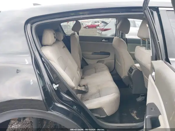 KNDPM3AC4H7109481 2017 KIA SPORTAGE - Image 8