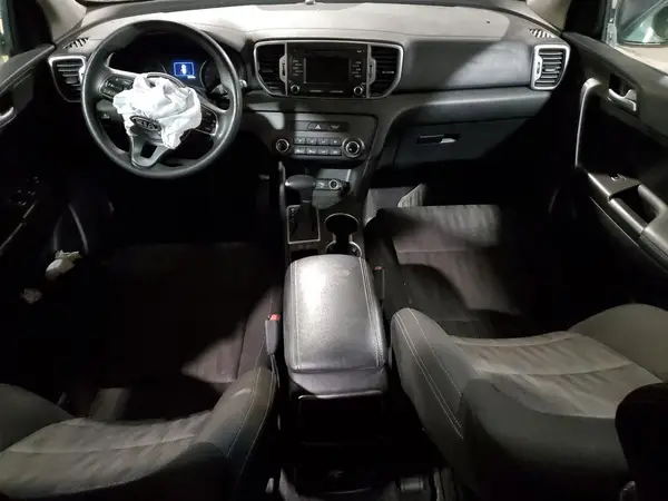 KNDPM3AC4H7117032 2017 KIA SPORTAGE - Image 8