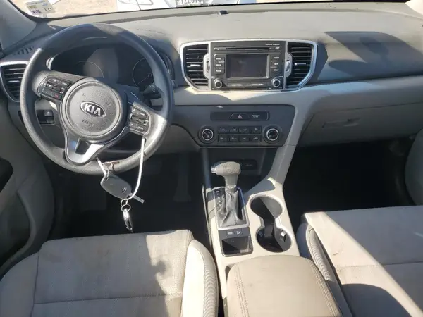 KNDPM3AC4H7129648 2017 KIA SPORTAGE - Image 8