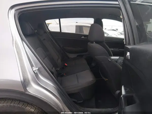 KNDPM3AC4H7130931 2017 KIA SPORTAGE - Image 8