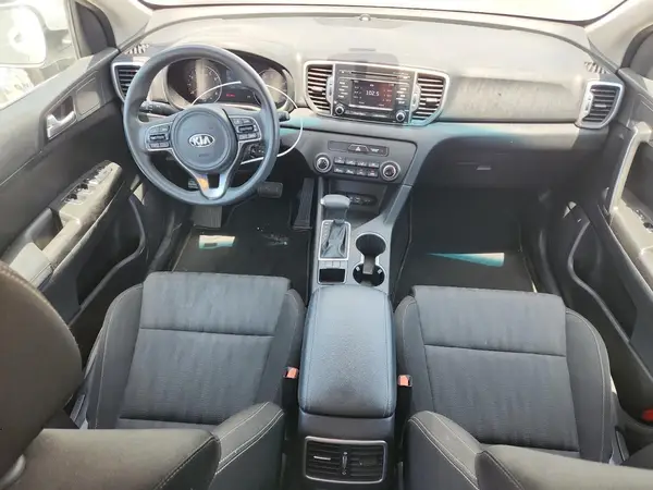 KNDPM3AC4H7139399 2017 KIA SPORTAGE - Image 8