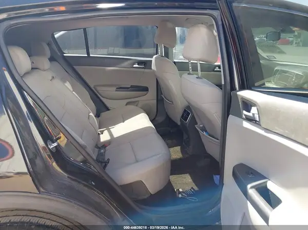 KNDPM3AC4H7145087 2017 KIA SPORTAGE - Image 8
