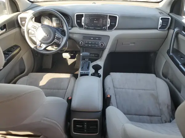 KNDPM3AC4H7147714 2017 KIA SPORTAGE - Image 8