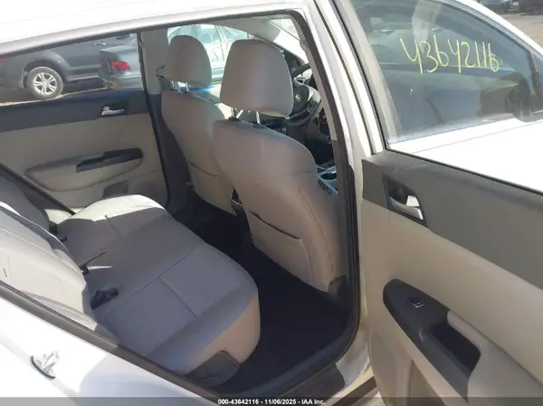 KNDPM3AC4H7150421 2017 KIA SPORTAGE - Image 8