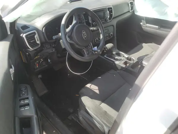 KNDPM3AC4H7168904 2017 KIA SPORTAGE - Image 8