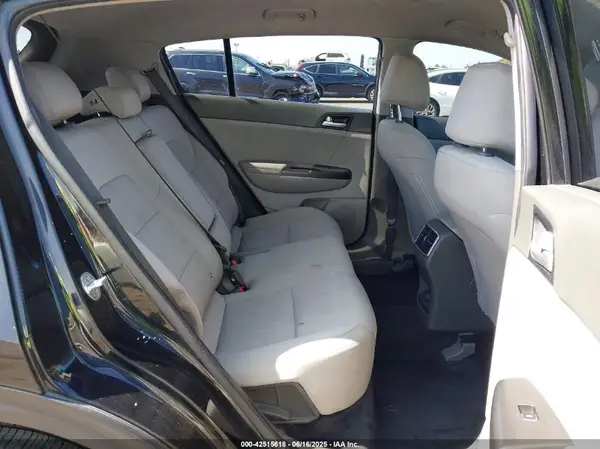 KNDPM3AC4H7213372 2017 KIA SPORTAGE - Image 8