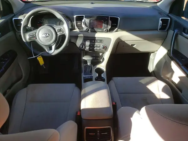 KNDPM3AC4H7230799 2017 KIA SPORTAGE - Image 8