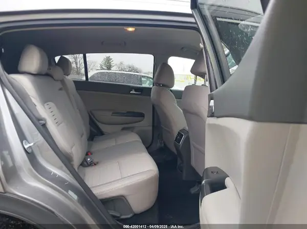 KNDPM3AC4H7231189 2017 KIA SPORTAGE - Image 8