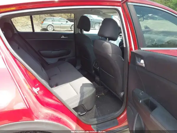 KNDPM3AC4H7232732 2017 KIA SPORTAGE - Image 8