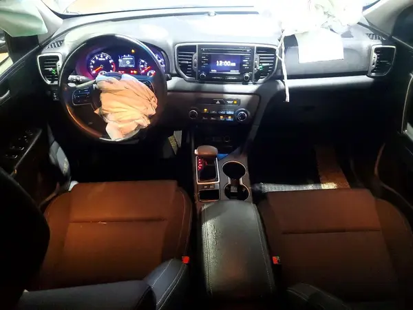 KNDPM3AC4H7233525 2017 KIA SPORTAGE - Image 8