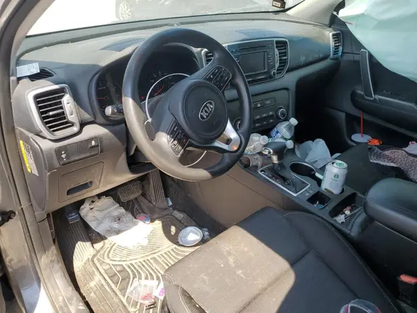 KNDPM3AC4J7301117 2018 KIA SPORTAGE - Image 8