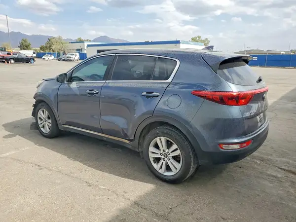 KNDPM3AC4J7318662 2018 KIA SPORTAGE - Image 2