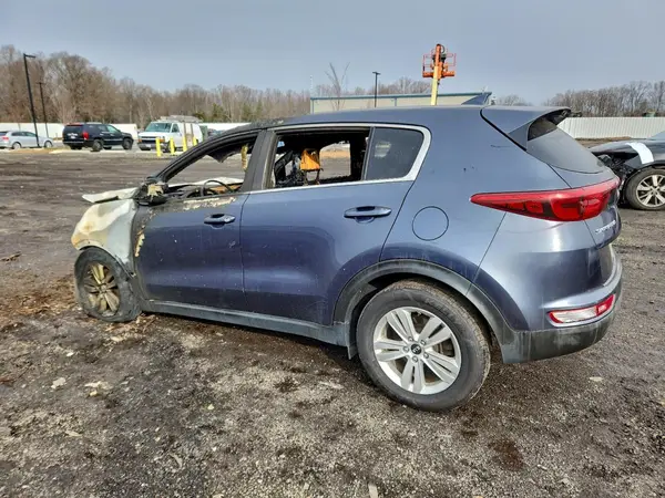 KNDPM3AC4J7329659 2018 KIA SPORTAGE - Image 2