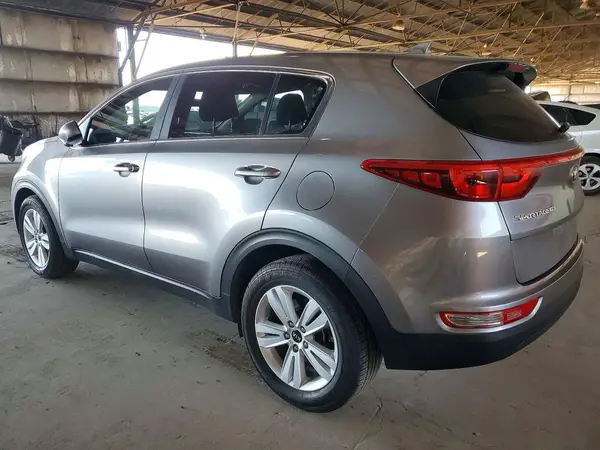 KNDPM3AC4J7333713 2018 KIA SPORTAGE - Image 2