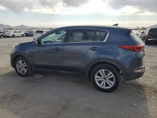 KNDPM3AC4J7336059 2018 KIA SPORTAGE - Image 2