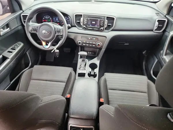 KNDPM3AC4J7339589 2018 KIA SPORTAGE - Image 8