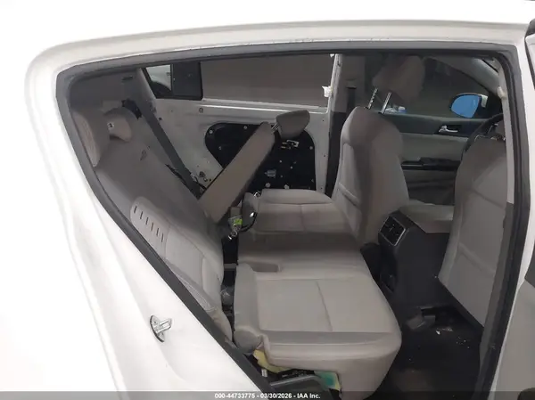 KNDPM3AC4J7339866 2018 KIA SPORTAGE - Image 8
