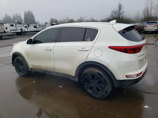 KNDPM3AC4J7340323 2018 KIA SPORTAGE - Image 2