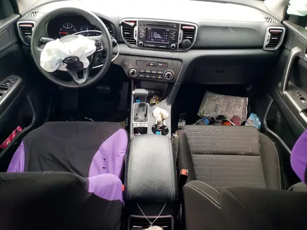 KNDPM3AC4J7340323 2018 KIA SPORTAGE - Image 8