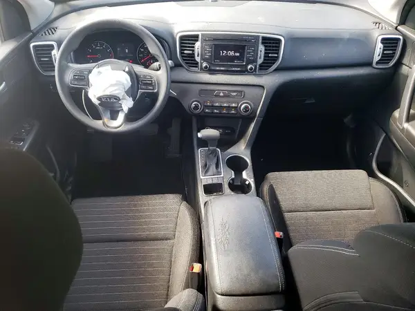 KNDPM3AC4J7352214 2018 KIA SPORTAGE - Image 8