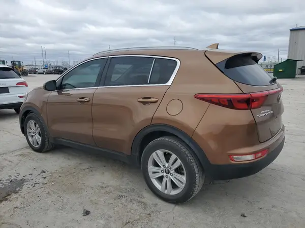 KNDPM3AC4J7353931 2018 KIA SPORTAGE - Image 2