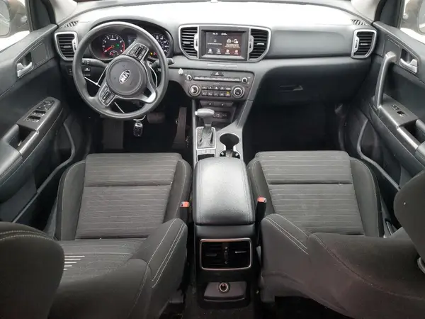 KNDPM3AC4J7353931 2018 KIA SPORTAGE - Image 8