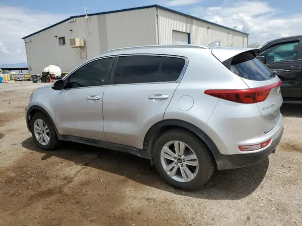KNDPM3AC4J7354142 2018 KIA SPORTAGE - Image 2