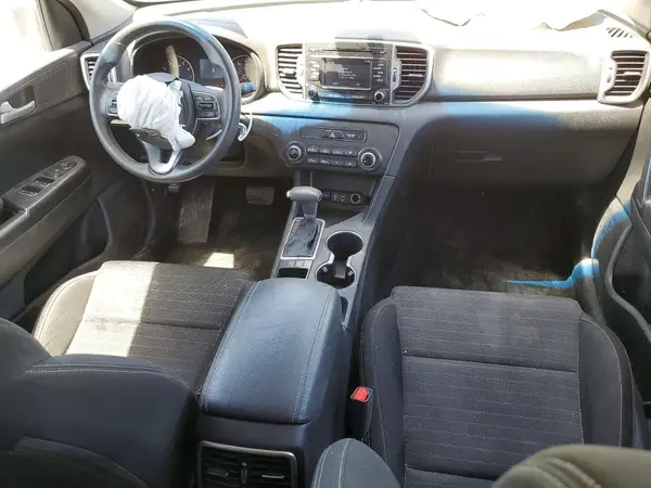 KNDPM3AC4J7360944 2018 KIA SPORTAGE - Image 8