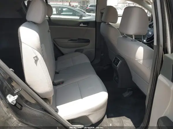 KNDPM3AC4J7388064 2018 KIA SPORTAGE - Image 8