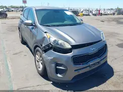 KNDPM3AC4J7423864 2018 KIA SPORTAGE