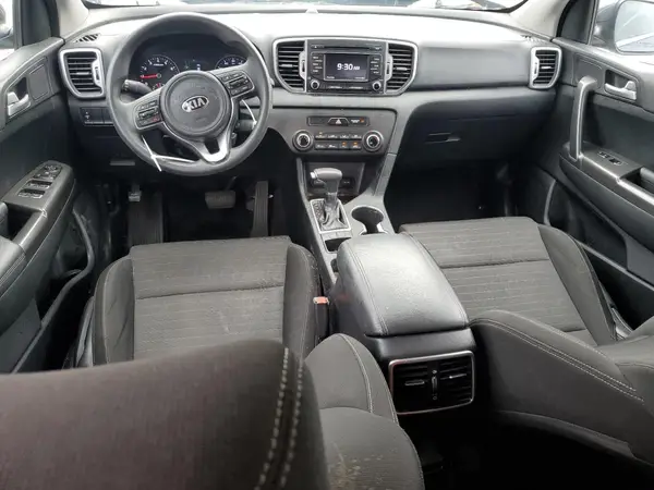KNDPM3AC4J7424156 2018 KIA SPORTAGE - Image 8