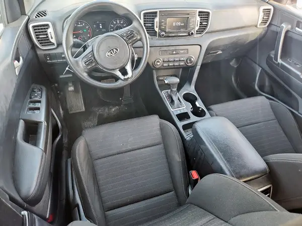 KNDPM3AC4J7424562 2018 KIA SPORTAGE - Image 8