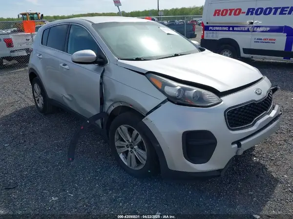 KNDPM3AC4J7443984 2018 KIA SPORTAGE - Image 1