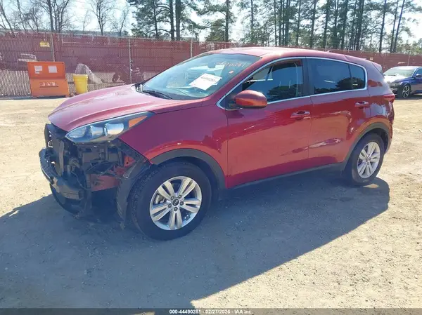 KNDPM3AC4J7445895 2018 KIA SPORTAGE - Image 2