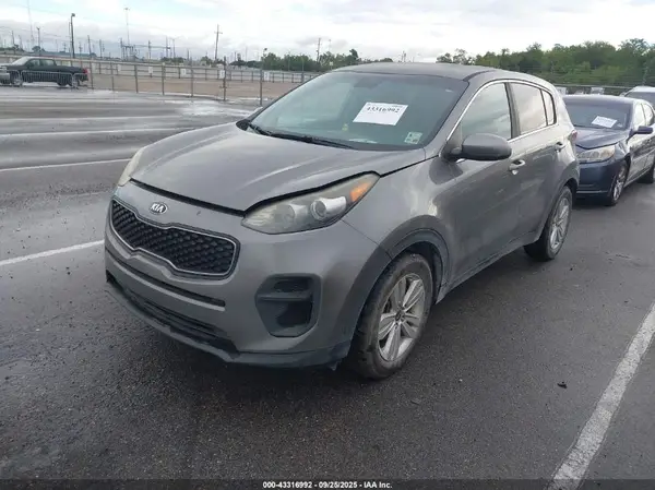 KNDPM3AC4J7448764 2018 KIA SPORTAGE - Image 2