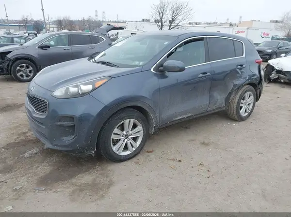 KNDPM3AC4J7449610 2018 KIA SPORTAGE - Image 2