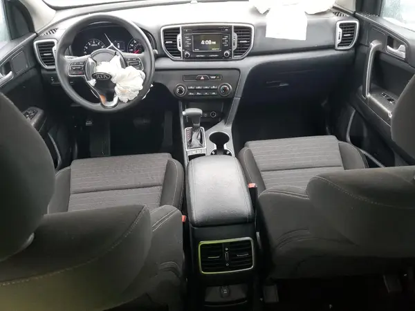 KNDPM3AC4J7455746 2018 KIA SPORTAGE - Image 8