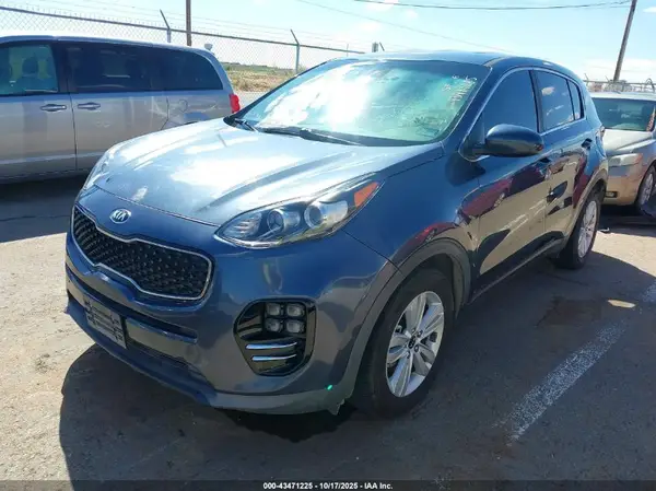 KNDPM3AC4J7457397 2018 KIA SPORTAGE - Image 2