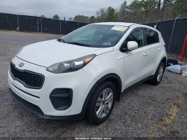 KNDPM3AC4J7470764 2018 KIA SPORTAGE - Image 2