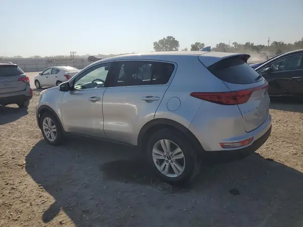 KNDPM3AC4J7477794 2018 KIA SPORTAGE - Image 2