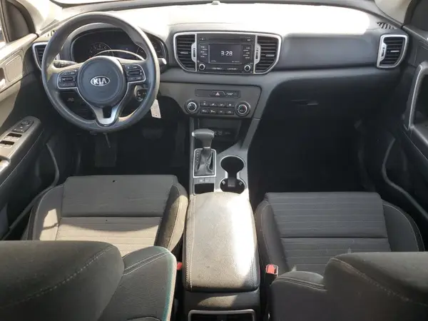KNDPM3AC4J7477794 2018 KIA SPORTAGE - Image 8