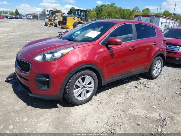 KNDPM3AC4J7481389 2018 KIA SPORTAGE - Image 2