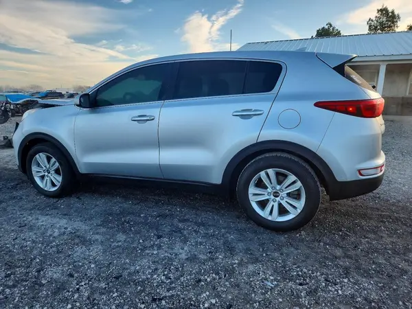 KNDPM3AC4J7483417 2018 KIA SPORTAGE - Image 2