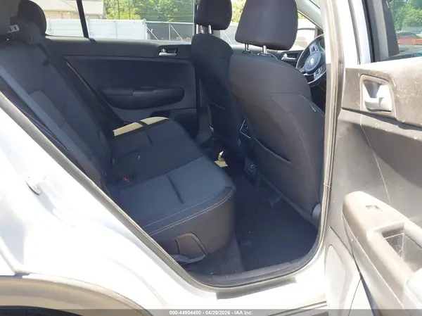 KNDPM3AC4K7496041 2019 KIA SPORTAGE - Image 8
