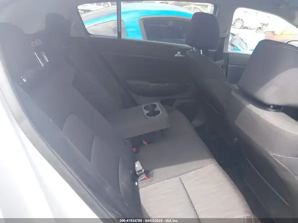 KNDPM3AC4K7512142 2019 KIA SPORTAGE - Image 8