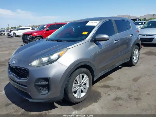 KNDPM3AC4K7539650 2019 KIA SPORTAGE - Image 2