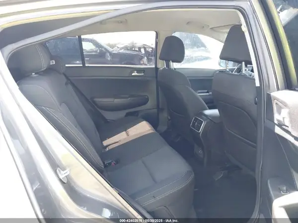 KNDPM3AC4K7539650 2019 KIA SPORTAGE - Image 8